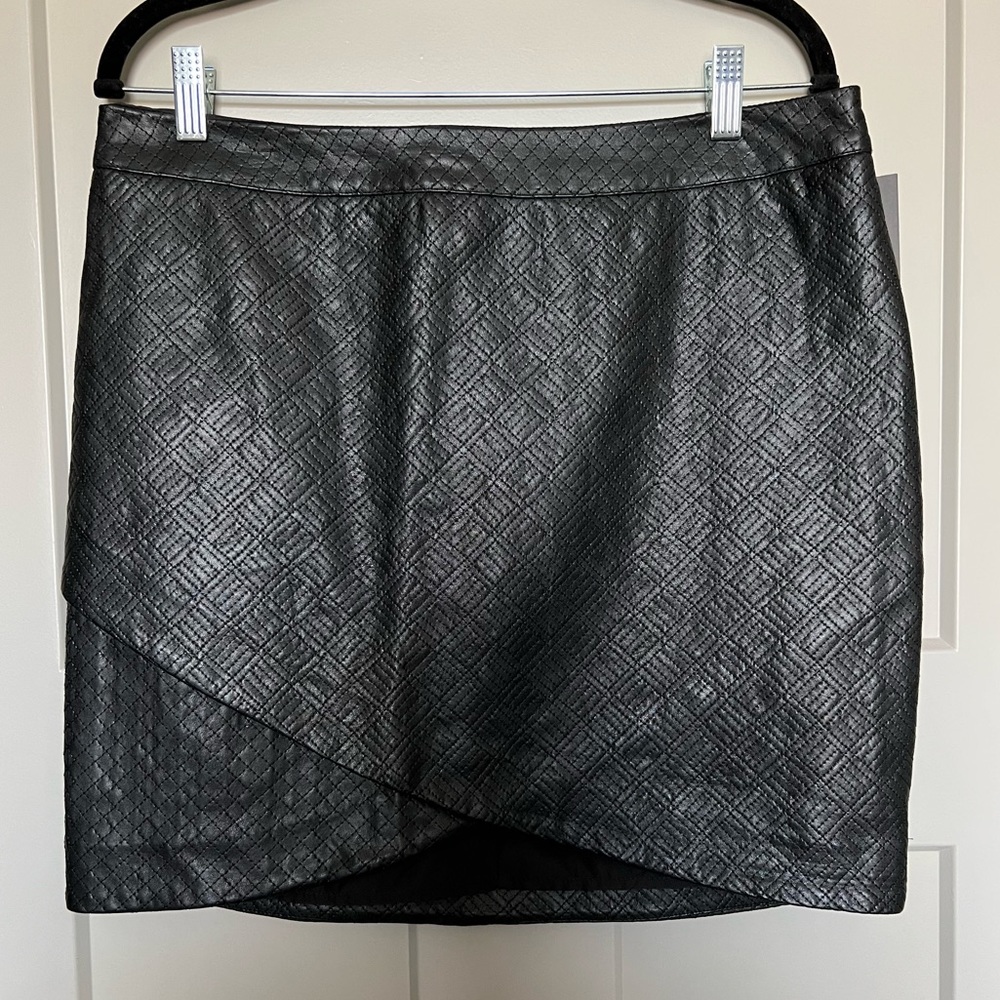 NWT faux black mini skirt